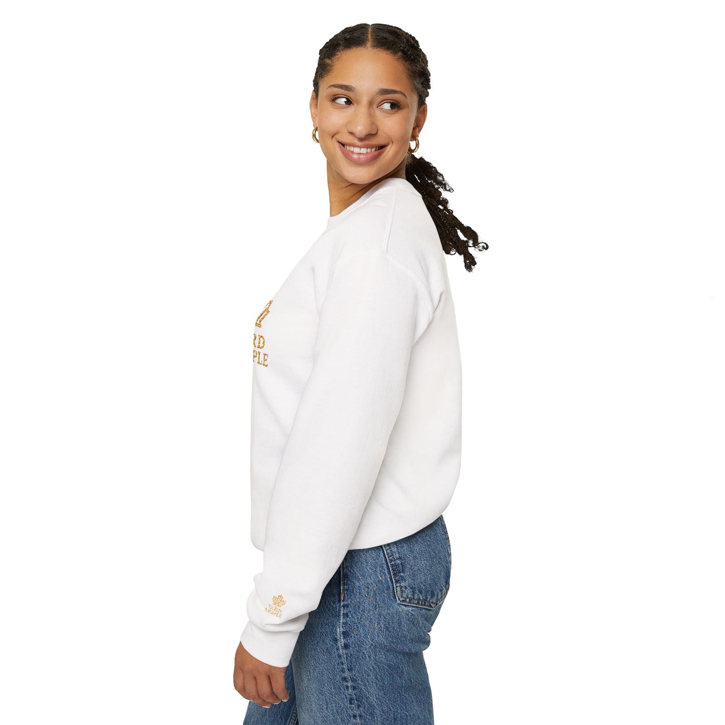 Cozy Unisex Crewneck Sweatshirt with Embroidered Leaf Design, Perfect for Fall, Thanksgiving, Casual Outings, Friends and Family Gatherings, Gifts